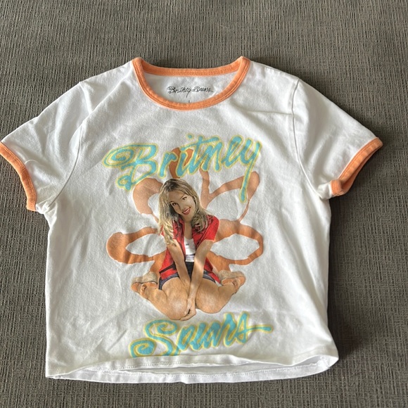 Britney Spears t-Shirt “baby tee style” - Picture 1 of 3